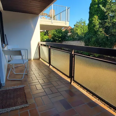 Διαμέρισμα Monteurs Mit 6 Einzelbetten, Kueche, Parkplatz Und Balkon *