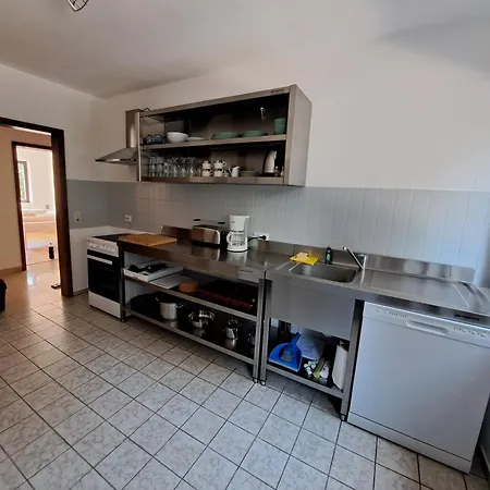 Monteurs Mit 6 Einzelbetten, Kueche, Parkplatz Und Balkon Διαμέρισμα *